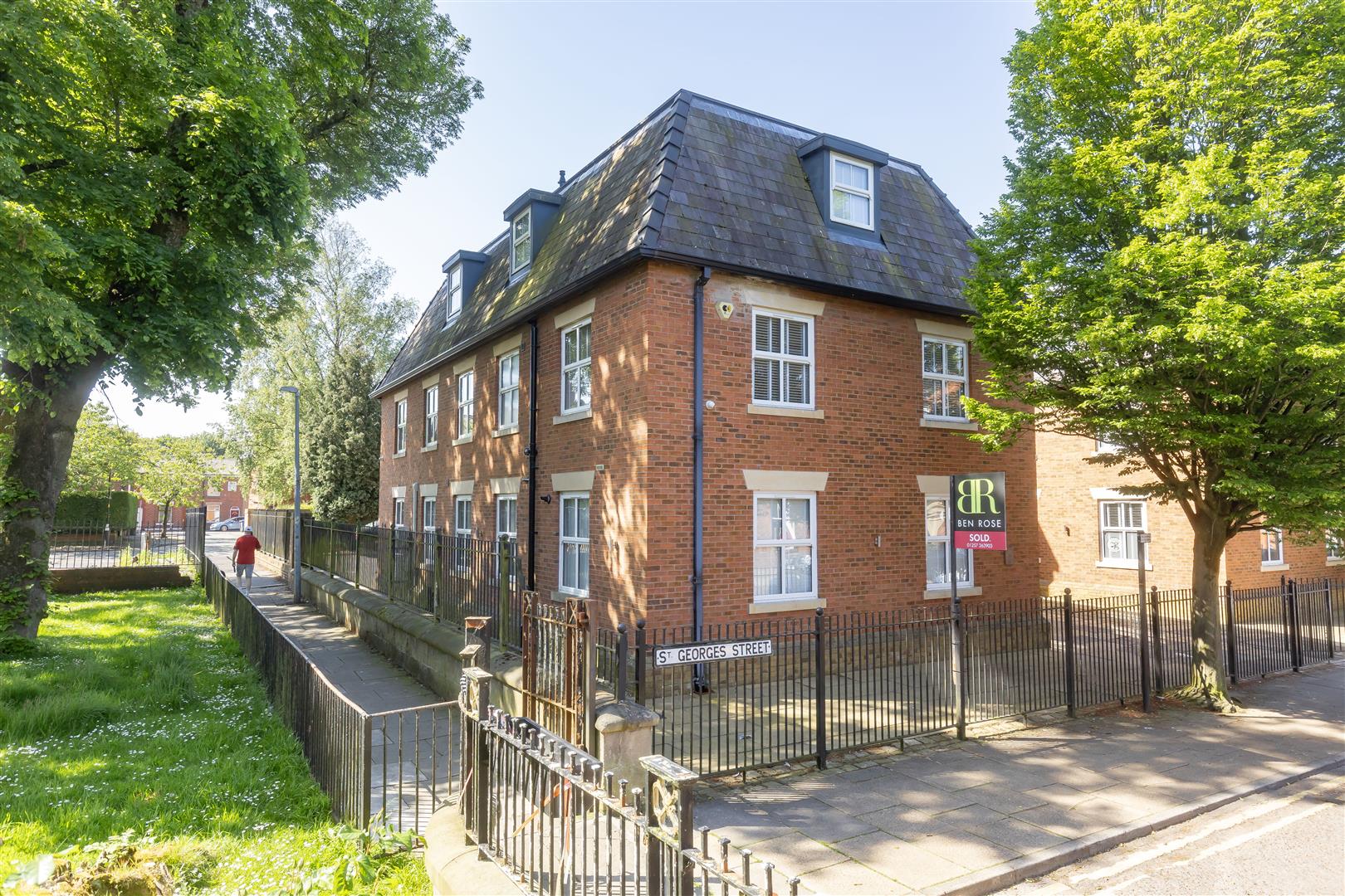 2 bed property in St. Georges Street, Chorley